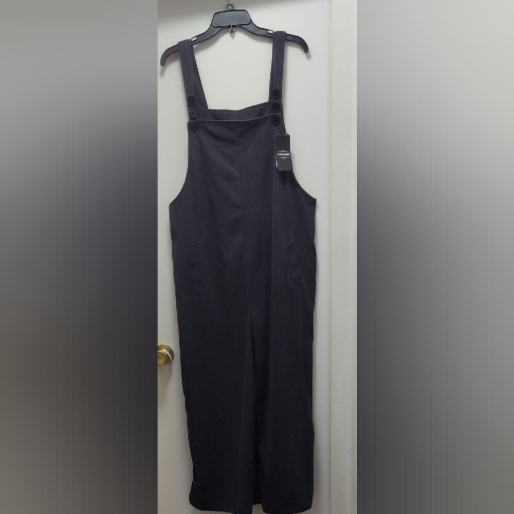 NWT. Gray Overalls with Pockets